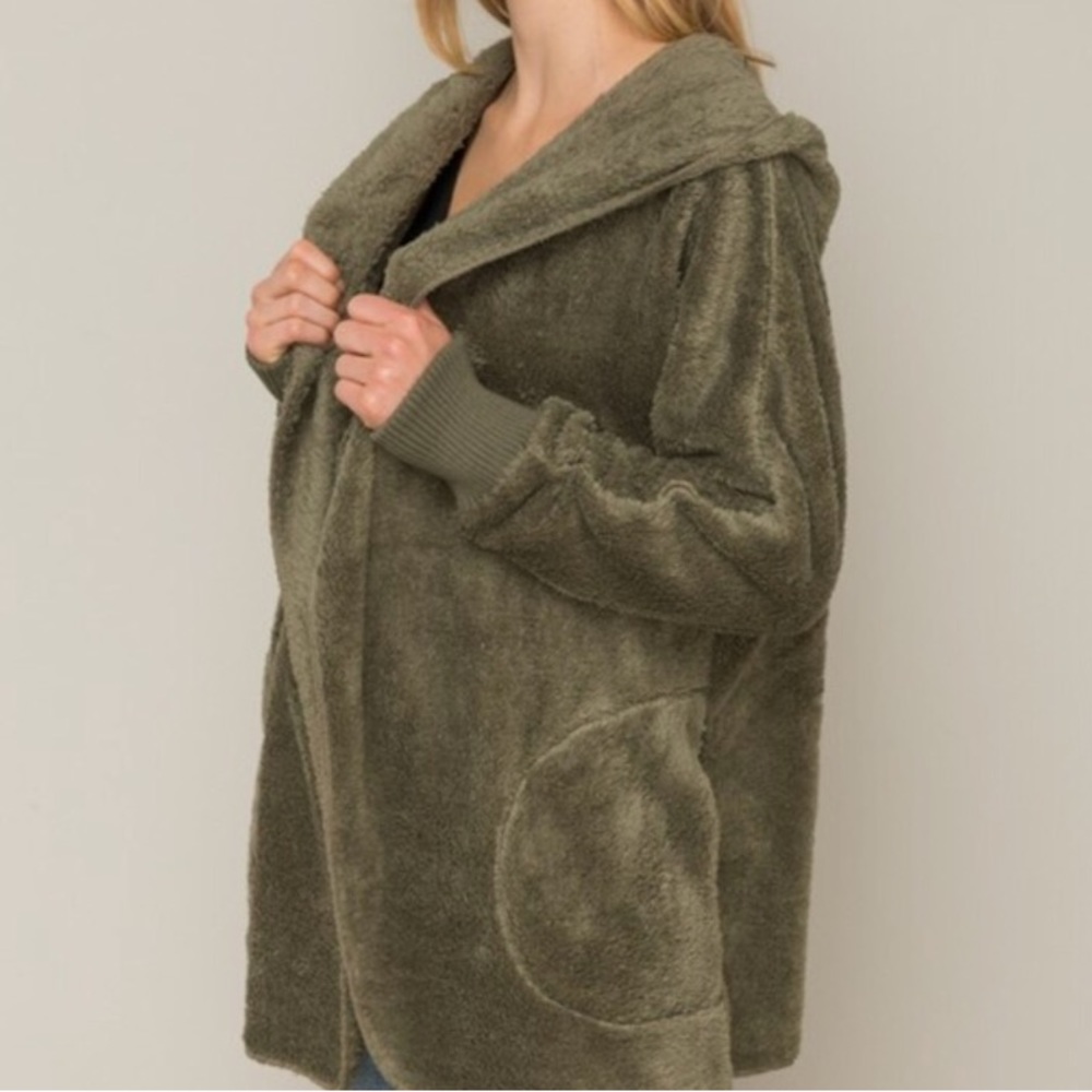 ๐HP๐ป ARMY GREEN Fuzzy Blanket Hoodie - Picture 5 of 8